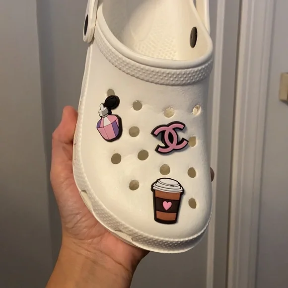 10 mystery jibbitz - Picture 4 of 5